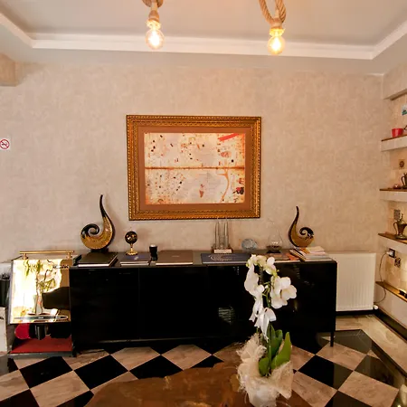 Pruva Hotel 3*