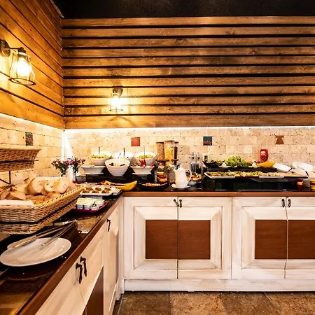 Ξενοδοχείο Pruva