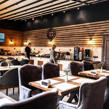 Hotel Pruva 3*